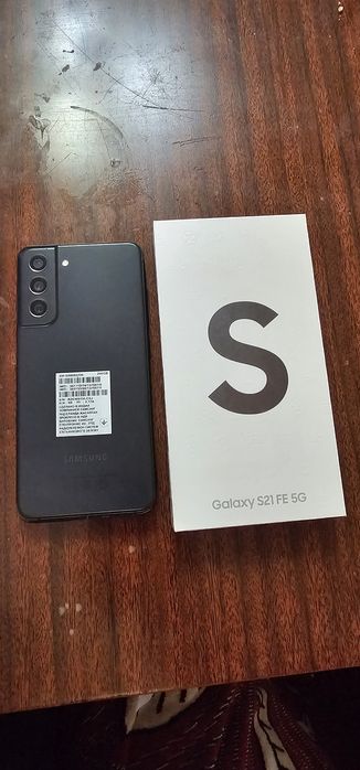 Продам samsung galaxy s21fe 5G