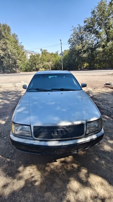 Audi 100c4 1991г