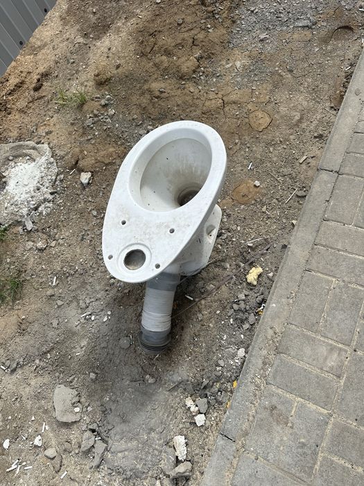 Унитаз без бочка для стройки