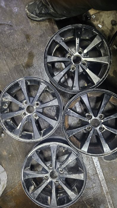 Продам  диски титановый 14