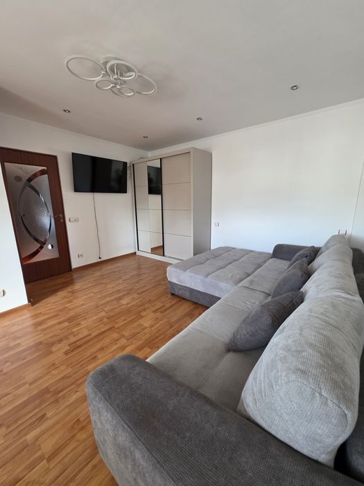 Inchiriez garsoniera Unirii