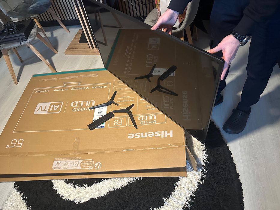 Televizor Starlight FullHD 127 cm diagonala