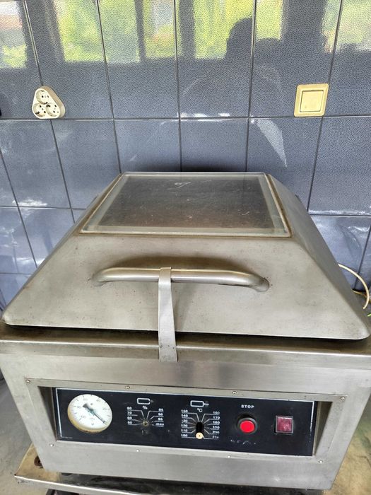 Вакуум машина двойно залепване