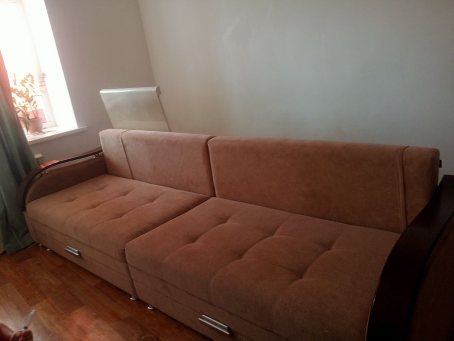 Продам диван в отличном состоянии