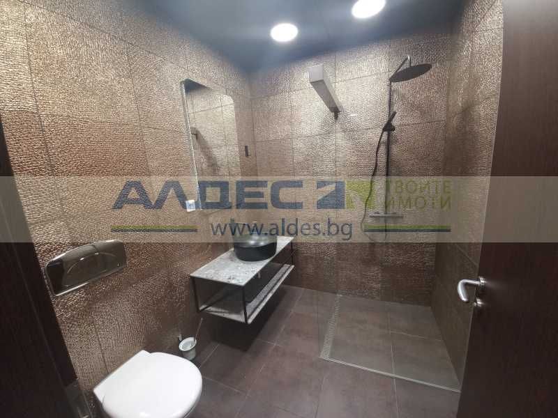 Луксозно мебелиран двустаен ап. в Младост 4!