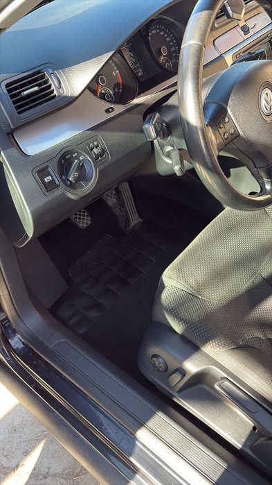 Vând passat b6 2.0 BlueMotion