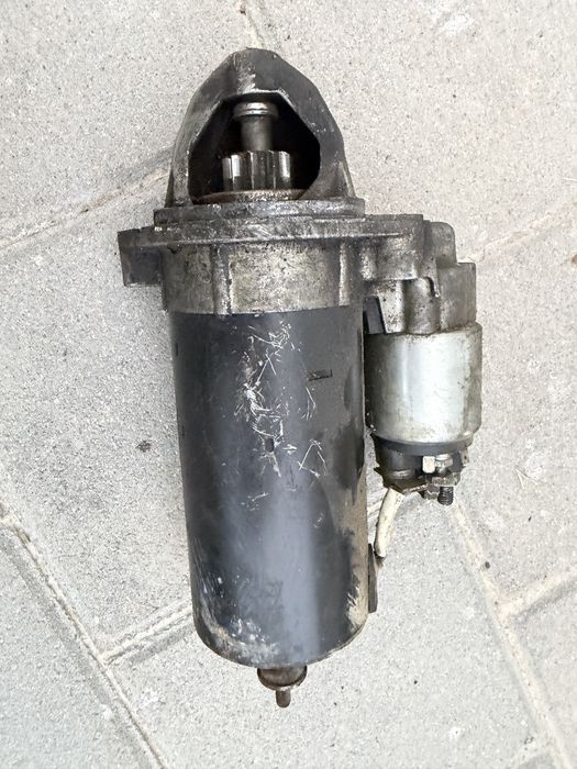 Продам запчасти на w202