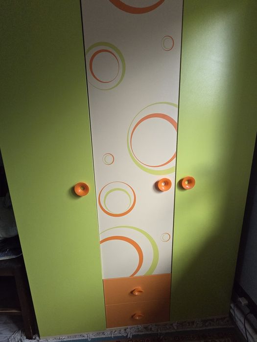 Детский шкаф и кровать