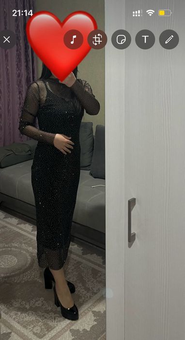 Вечерние платья.