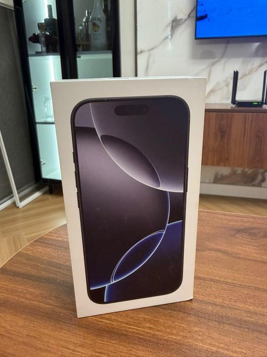 iPhone 16 Pro 256Gb Black Titanium EAC