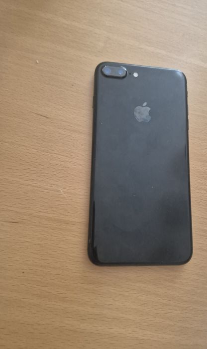 iPhone 7 Plus продам