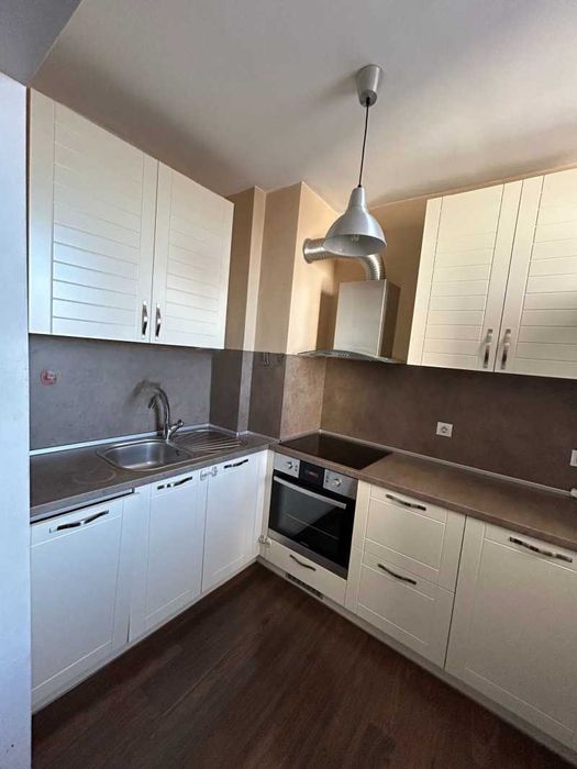 Дава се под наем Тристаен апартамент в София, Зона Б-19 - 106 кв.м за 847.62 € - Снимка #2