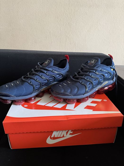 Обувки найк 42 номер