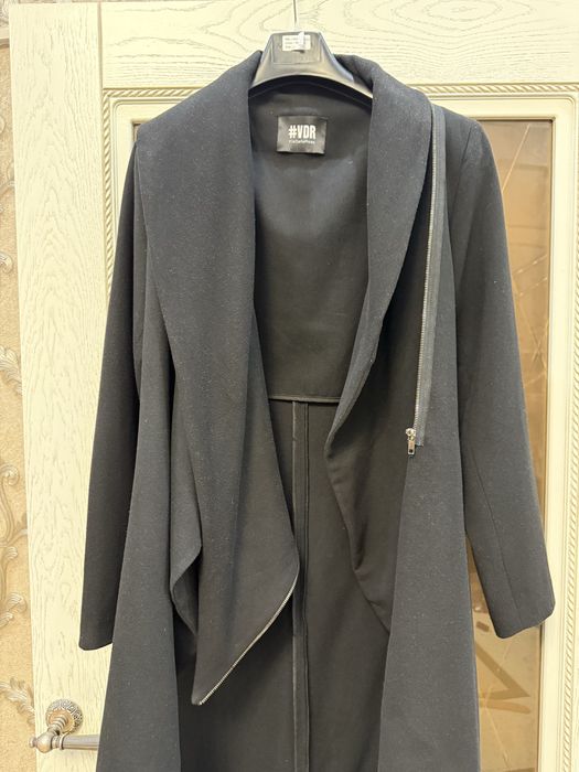 Пальто Zara весеннее размер L