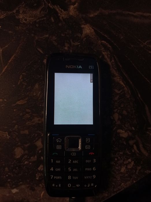 Продам рэтро телефон Nokia  и Samsung