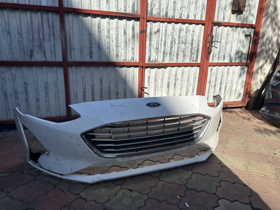 Bara fata + grila Ford Focus 4 2018/2019/2020/2021/2022