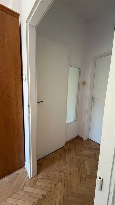 Двустаен имот в кв.Борово