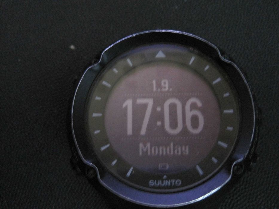 Часовник Suunto Ambit Black