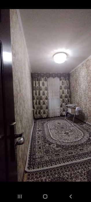 Прадаетса 2х комнатная (сделана 3х ) квартира художников