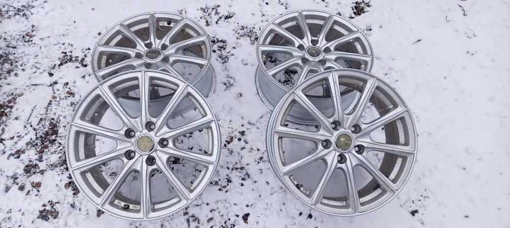 Продам комплект дисков привозные  на 17