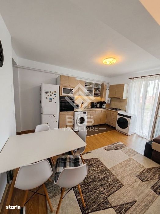 Apartament spațios cu 3 camere, 2 balcoane - Libertăți — fotografia 2