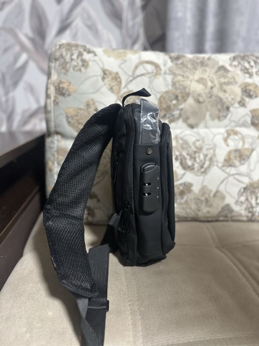 Продам сумку через плечо