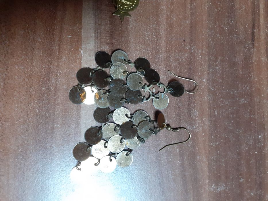 Бижутерия    автентична