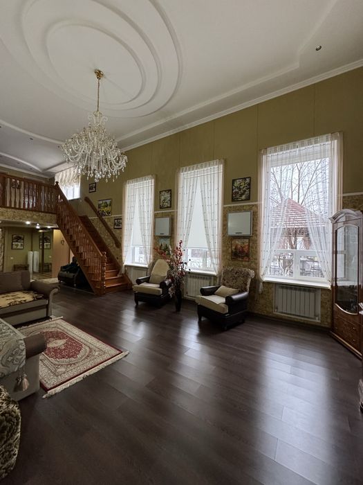 Продам 2 дома на одном участке