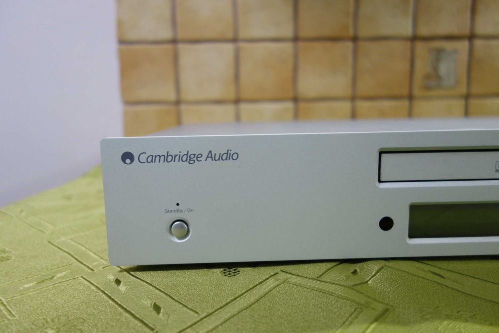 (до 31.08.)Cambridge audio azur 640C V2 - висок модел CD плеер