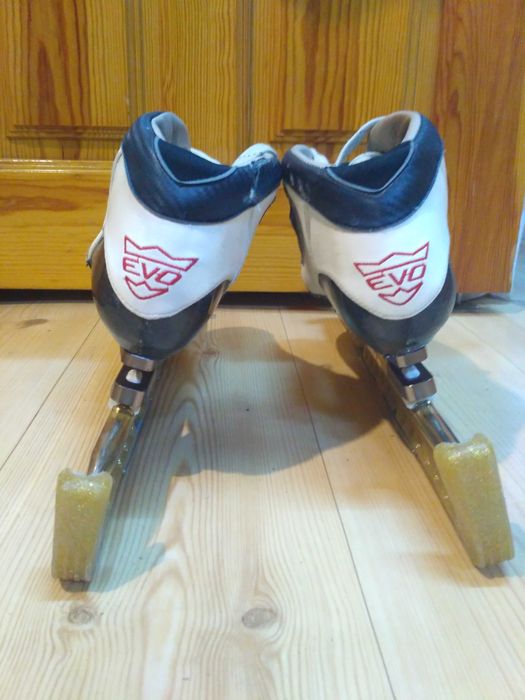 конькобежные коньки фирмы MAPLE