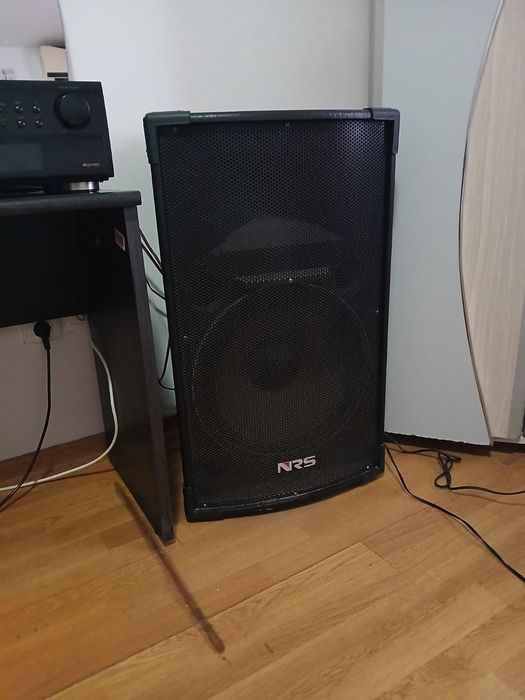 Vând două boxe nrs