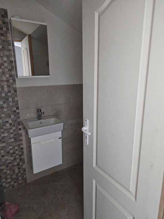 Дава се под наем Тристаен апартамент в с. Бистрица, Област София-град - 108 кв.м за 648.21 € - Снимка #9