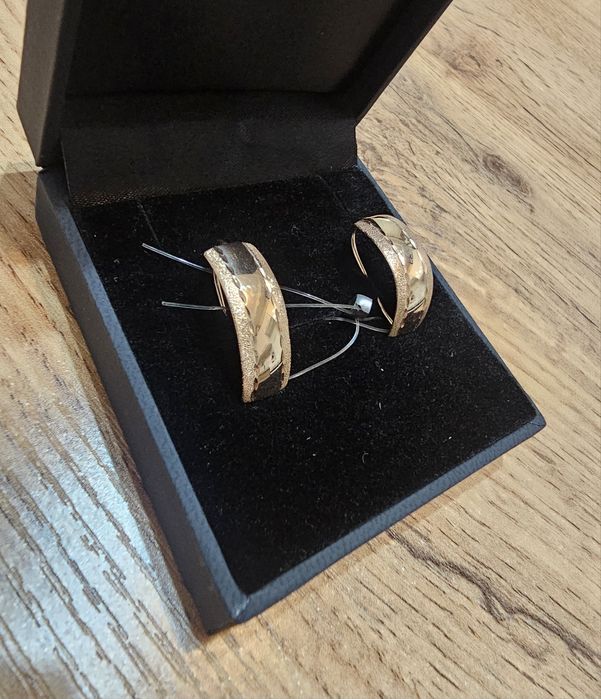 Золотые серьги, 585, Казахстан