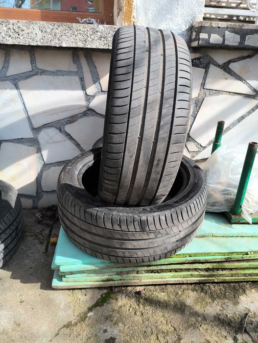ЗИМНИ И ЛЕТНИ ГУМИ 235/45r18- 8 бр само за 150€