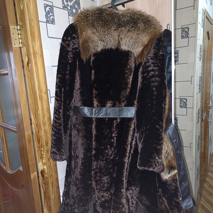 Продам шубу из астрагана