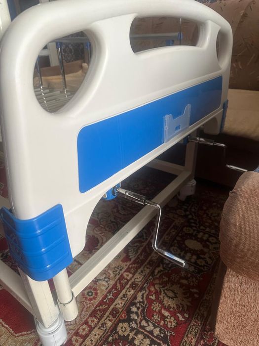 Кровать для лежачих больных