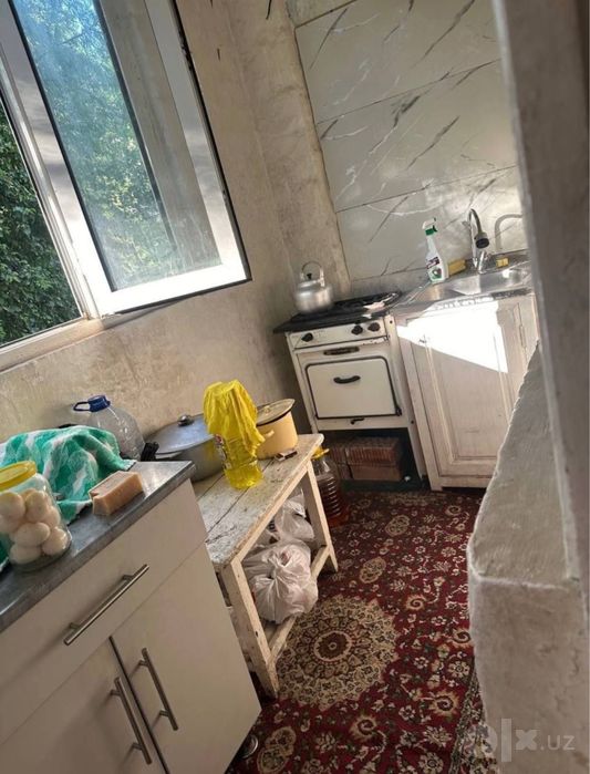 ~ 1в2/2/4, Чиланзар 16, МЕТРО Чиланзар, продаётся квартира
