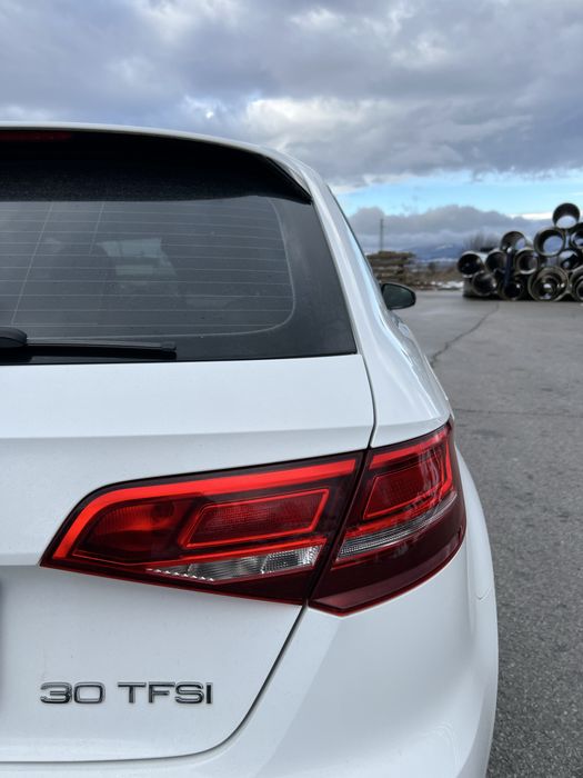 Audi A3 30TFSI 2019г. с регистрация