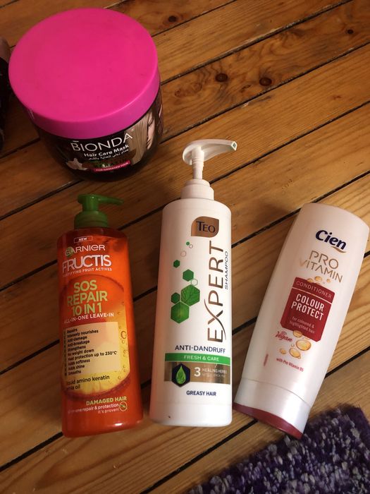 Продавам козметика