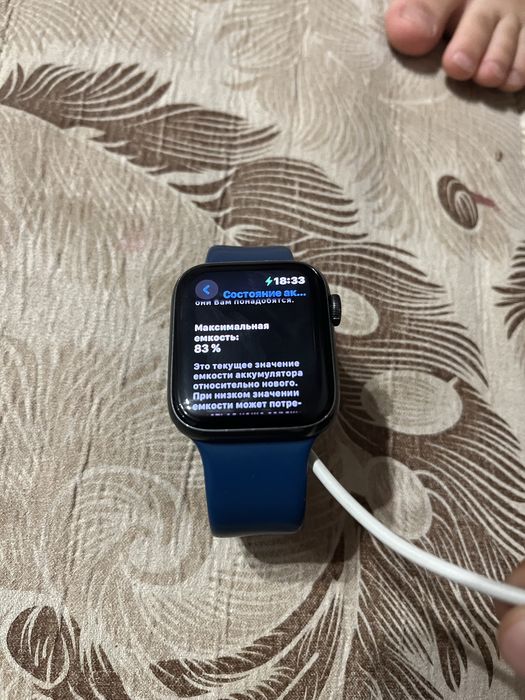 Продам Apple watch Se 44мм