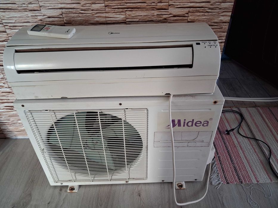 Продавам климатик.