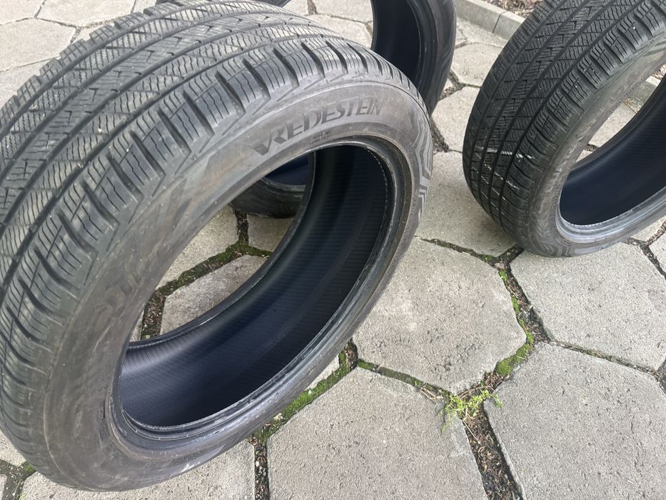 VREDESTEIN QUATRAC 255/45 R20