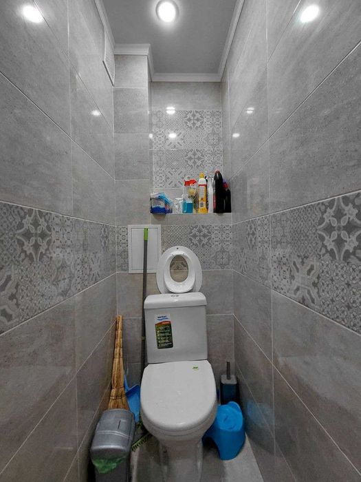 Продам 4 ком кв 8 мкр