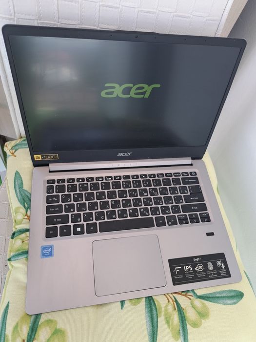 Продам ноутбук  ультрабук acer swift 1