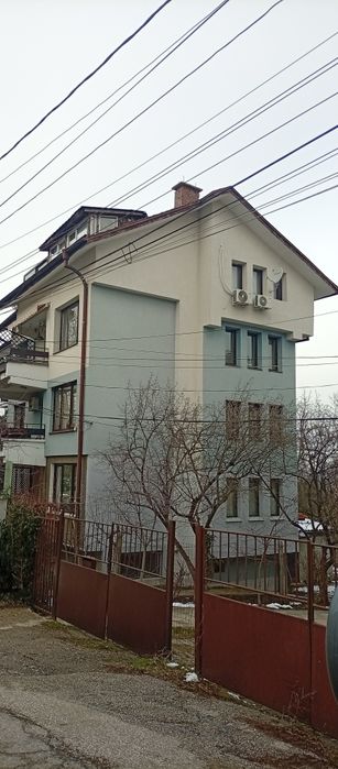 НАЕМ 800 евро. КАПАРО 400 евро.Бояна  2 стаен апартамент под наем