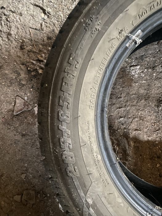 Шины кобальт почти новый