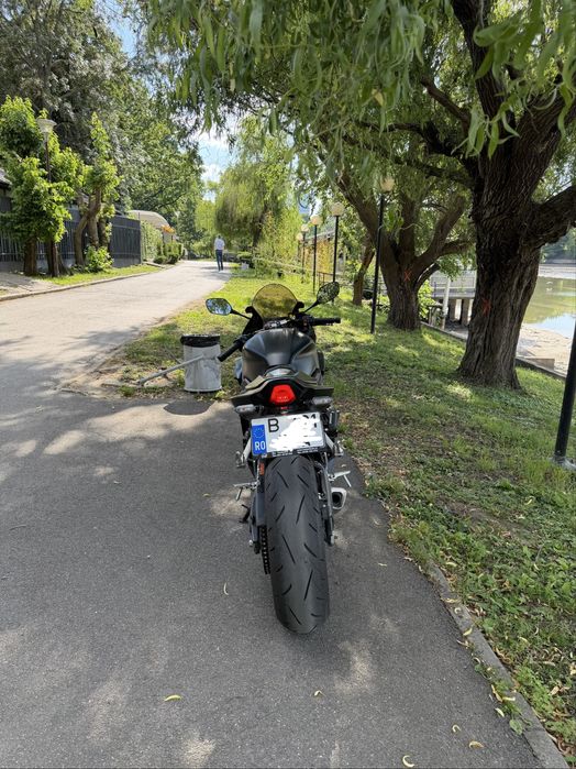 Honda CBR650R E-Clutch 2025 4800  km