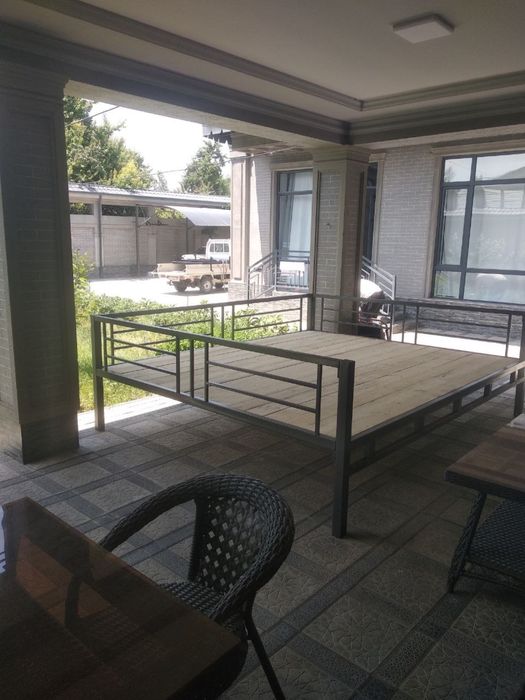 Tapchan hi tech, suri, chorpoya, Kravat, Temir tapchan loft