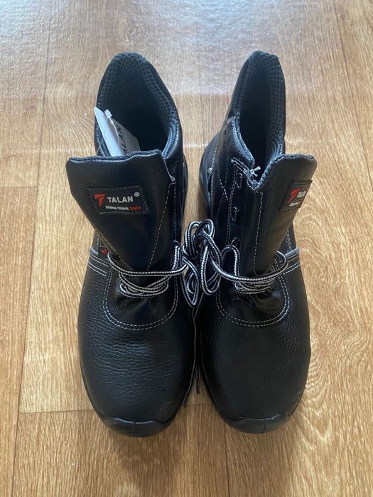 Ботинки новые в наличии