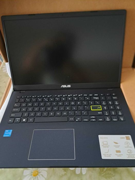ASUS E510, laptop nou